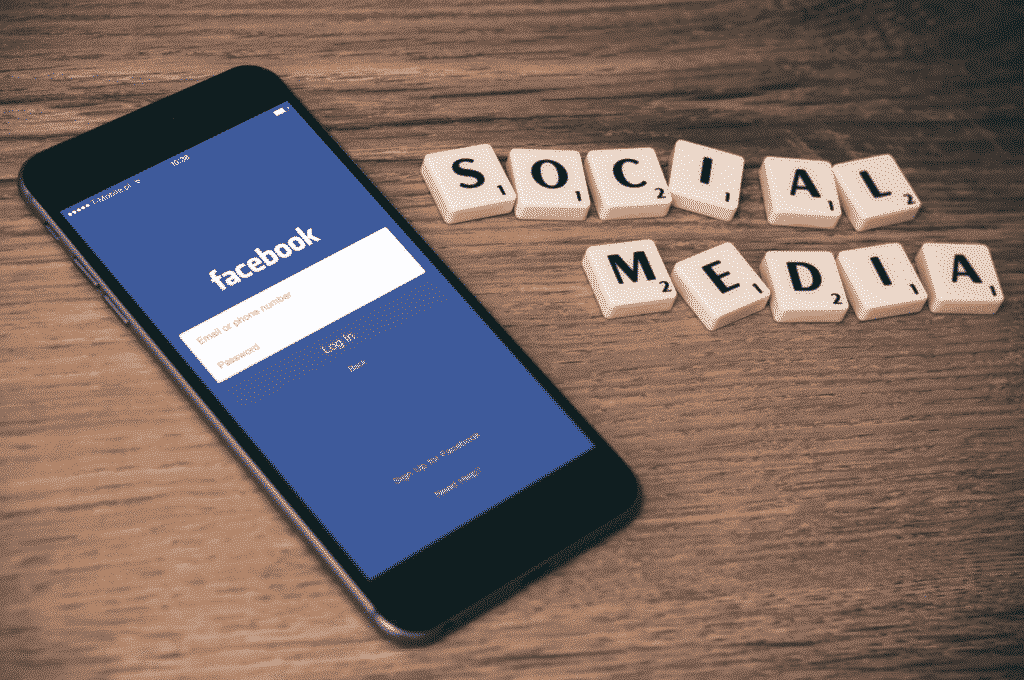 Visibilité en ligne : 5 approches de long terme - 4 Réseaux sociaux